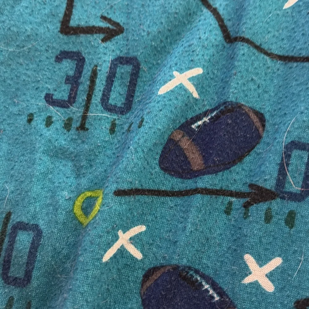 Boys Football Theme PJs. Size 12/14 Large - Picture 9 of 11